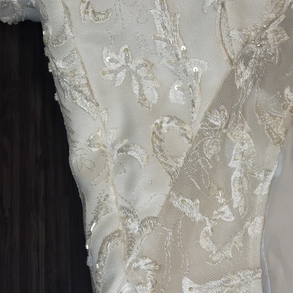 Nina Canacci Ivory Embroidered Wedding Dress - Picture 8 of 15